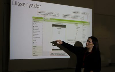 Taller App Inventor per a les participants del TechnovationCat